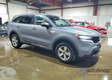 2022 Kia Sorento Lx z USA, uszkodzony, nr VIN 5XYRGDLC0NG097802